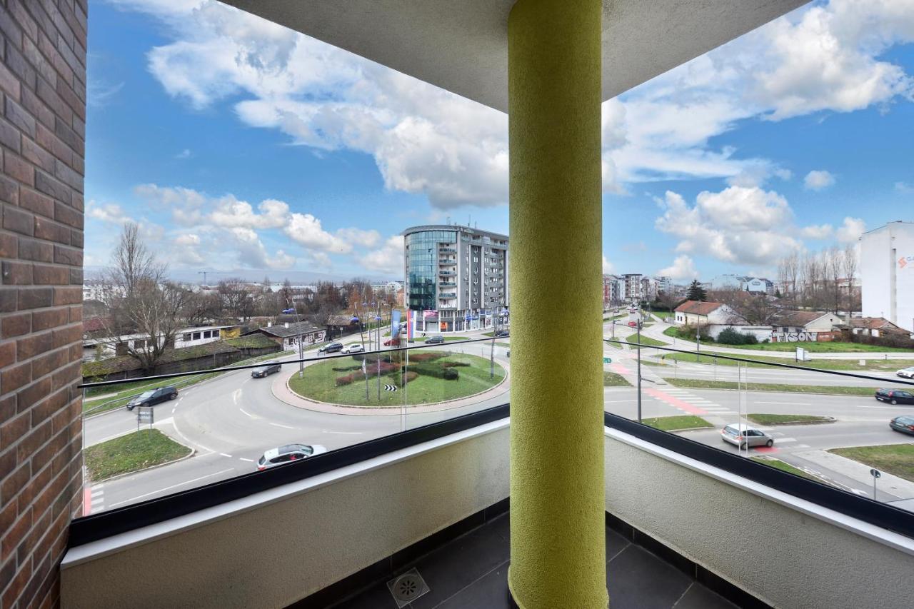 Divine & Delight Apartments Novi Sad Exteriör bild